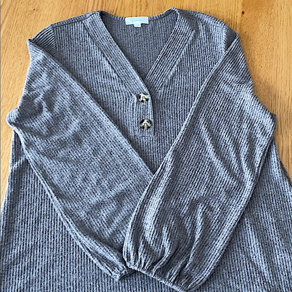 New Hailey & Co top.  1X